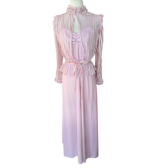 1970s Elegant 2-Piece‎ Prom/Bridesmaid Dress - Picture 1 of 4
